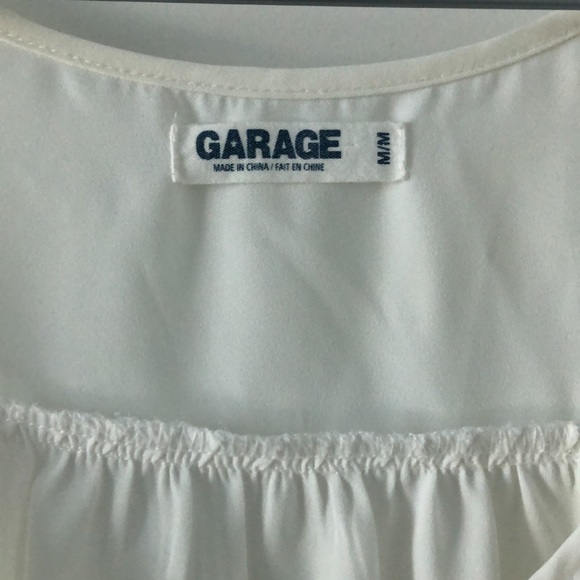 Garage Sleeveless Blouse - Picture 5 of 6
